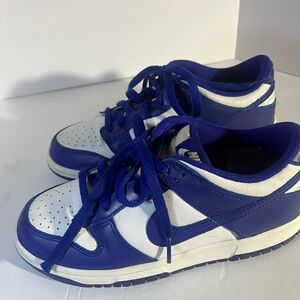 Nike Dunk size 5 youth